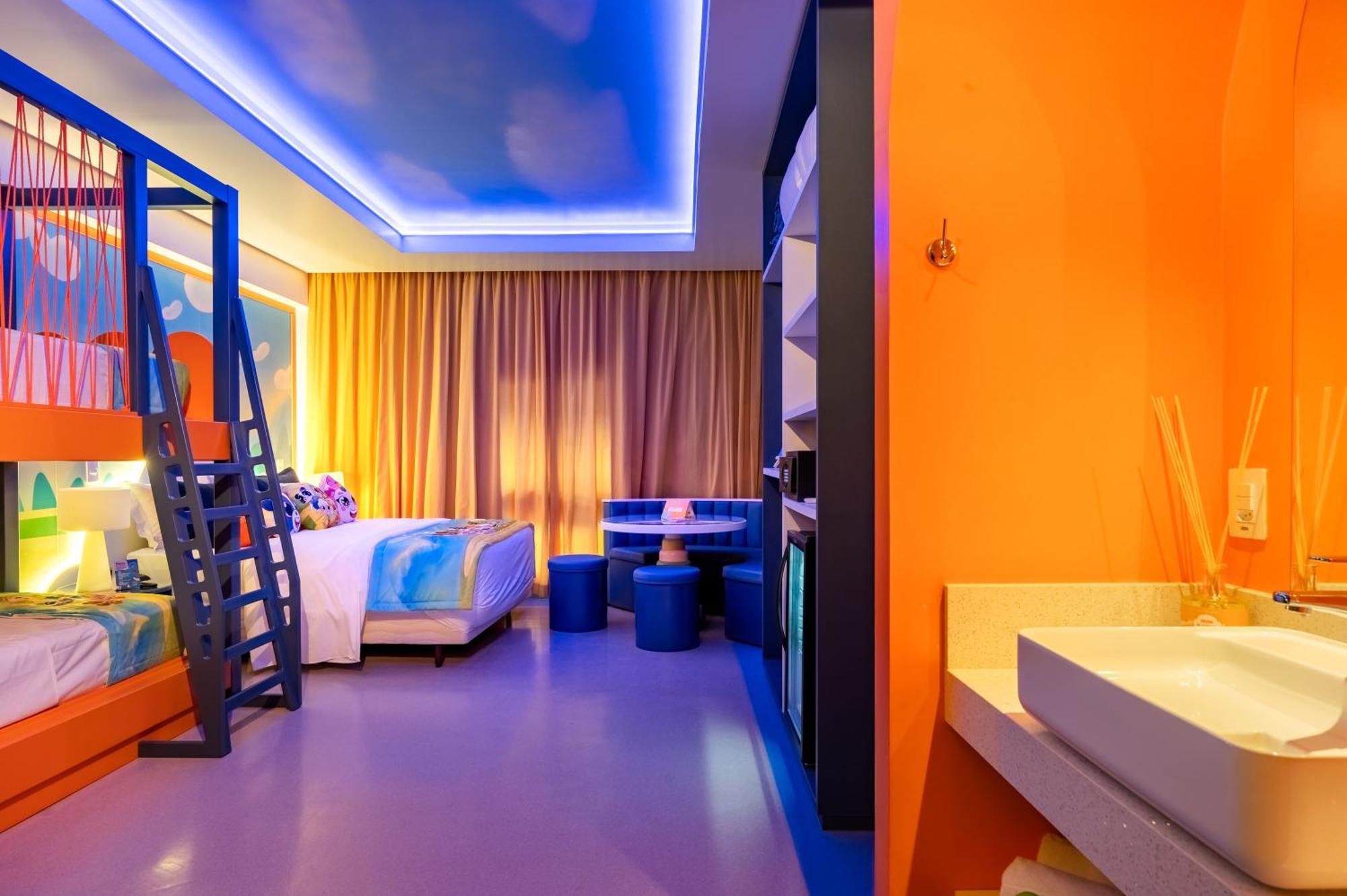 Mundo Criamigos Hotel Грамаду Экстерьер фото